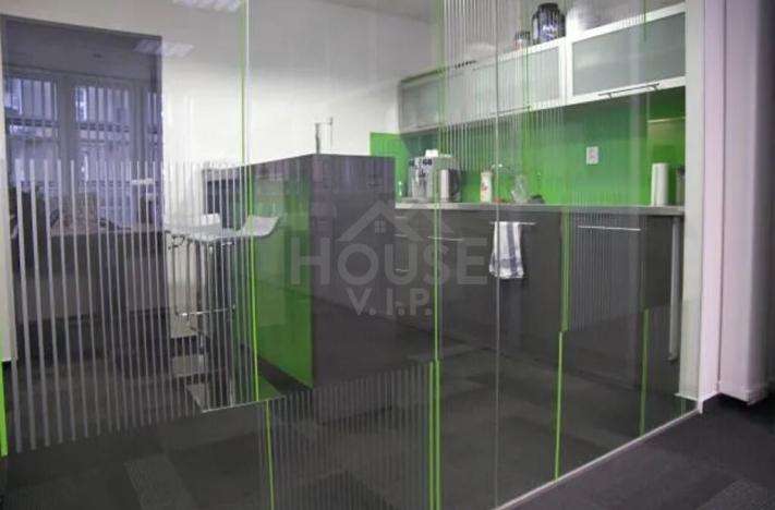 Prodej kanceláře, Praha - Nusle, Pod pramenem, 616 m2