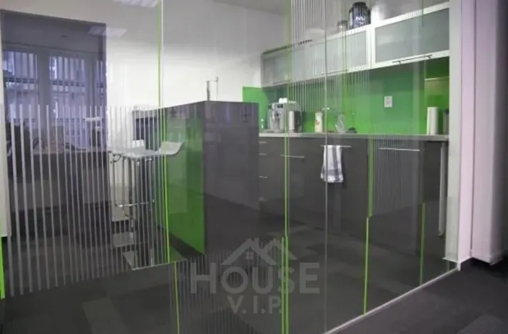 Prodej kanceláře, Praha - Nusle, Pod pramenem, 616 m2