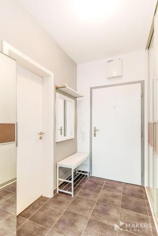 Pronájem bytu 2+kk, Praha - Žižkov, Biskupcova, 54 m2