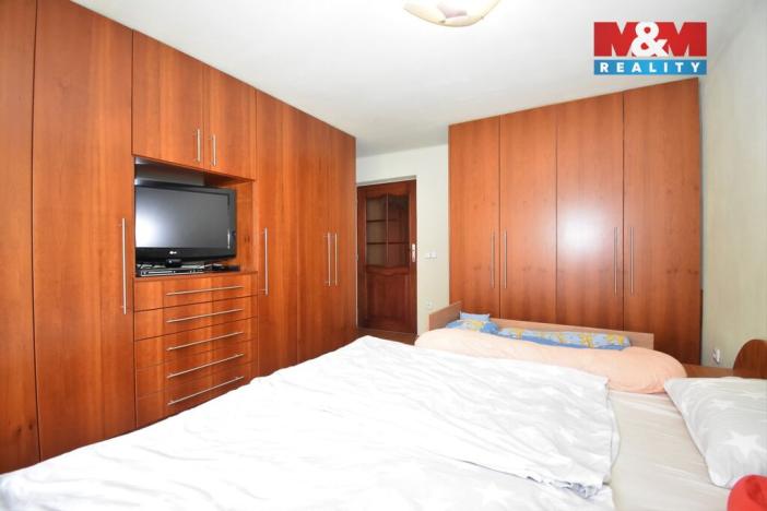 Prodej výrobních prostor, Spálov, 1200 m2