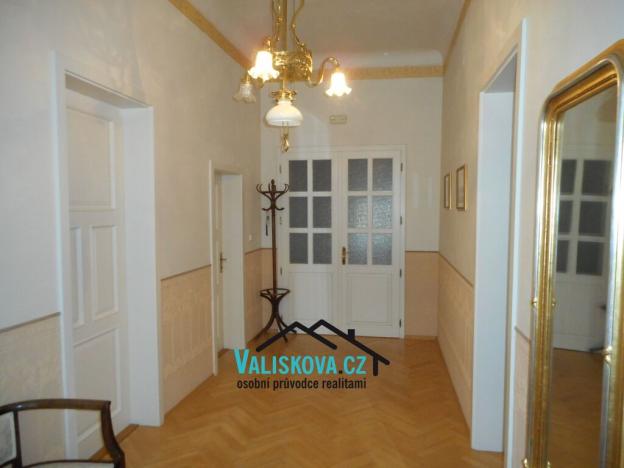 Pronájem bytu 2+kk, Kroměříž, Riegrovo náměstí, 70 m2