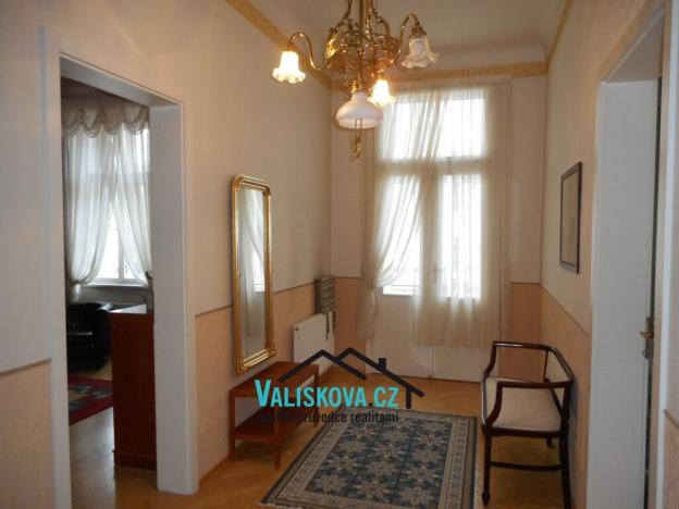 Pronájem bytu 2+kk, Kroměříž, Riegrovo náměstí, 70 m2