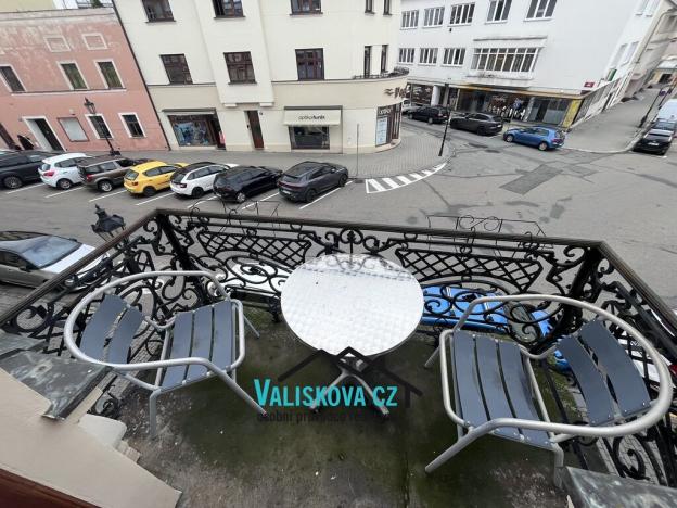 Pronájem bytu 2+kk, Kroměříž, Riegrovo náměstí, 70 m2