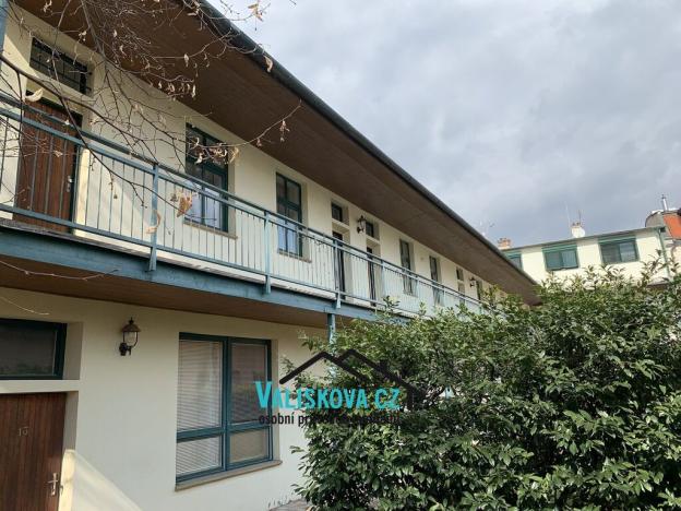 Pronájem bytu 2+kk, Kroměříž, Riegrovo náměstí, 70 m2