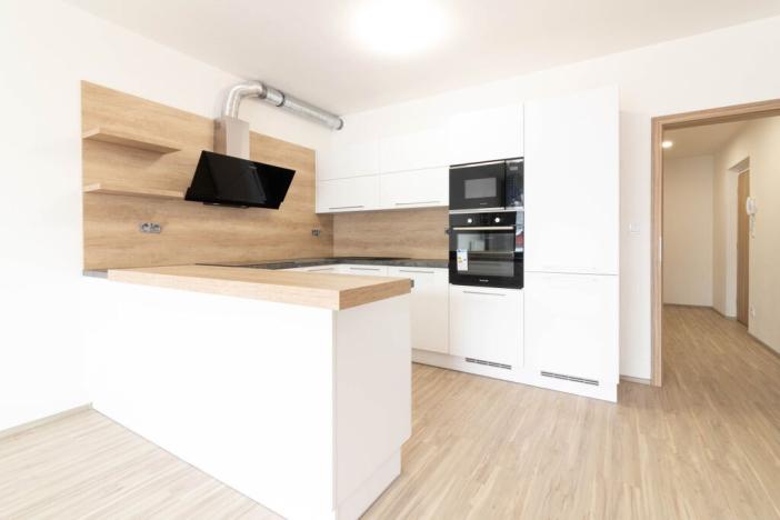 Pronájem bytu 2+kk, Olomouc, Eduarda Hamburgera, 65 m2