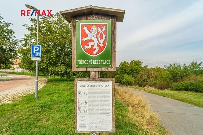 Prodej zahrady, Praha, 489 m2