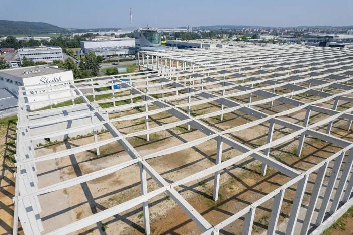 Pronájem skladu, Napajedla, 7109 m2