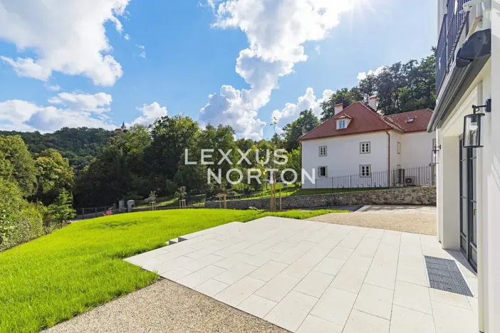 Pronájem vily, Praha - Dejvice, V Šáreckém údolí, 253 m2