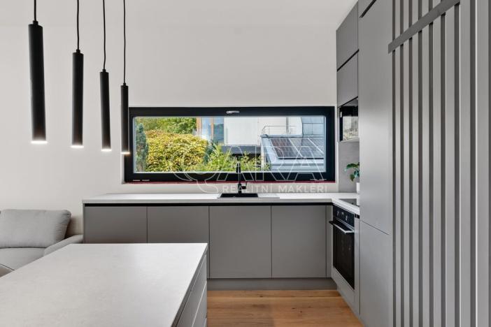 Pronájem bytu 2+kk, Praha - Troja, Pod Hrachovkou, 61 m2