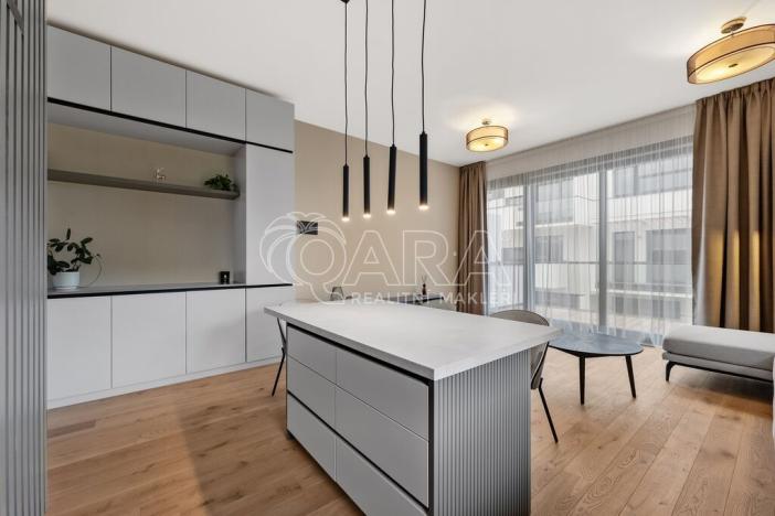 Pronájem bytu 2+kk, Praha - Troja, Pod Hrachovkou, 61 m2