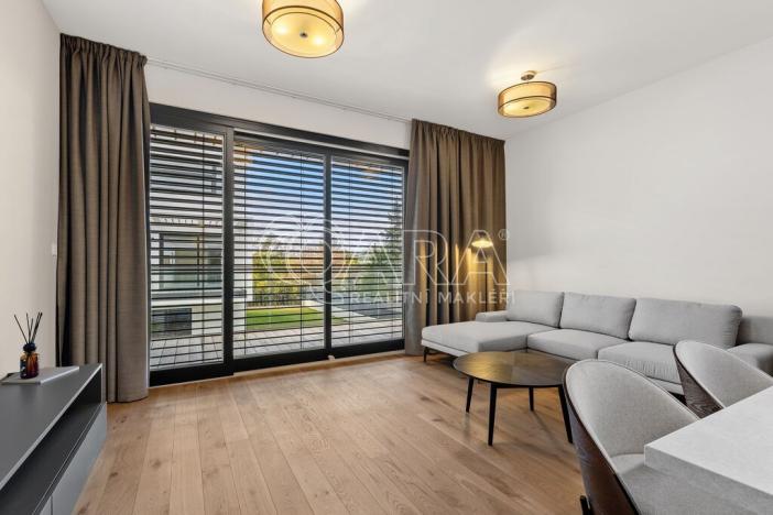 Pronájem bytu 2+kk, Praha - Troja, Pod Hrachovkou, 61 m2