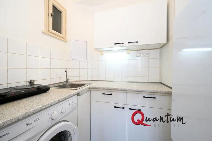 Pronájem bytu 1+kk, Praha - Holešovice, Veverkova, 29 m2