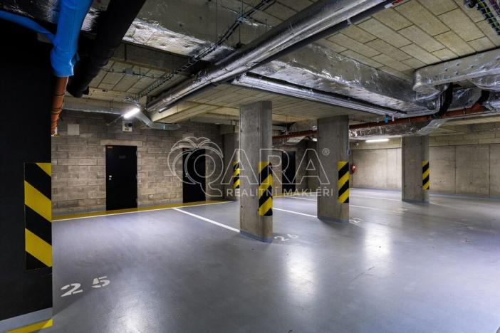 Pronájem bytu 2+kk, Praha - Troja, Pod Hrachovkou, 55 m2