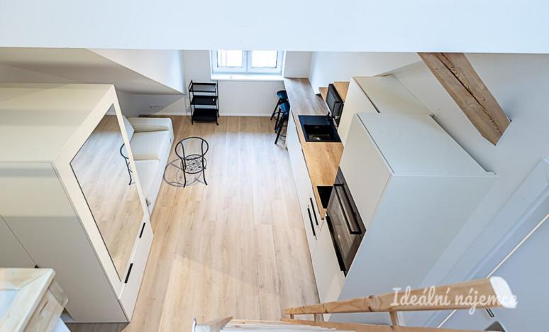 Pronájem bytu 1+kk, Praha - Záběhlice, Za návsí, 26 m2