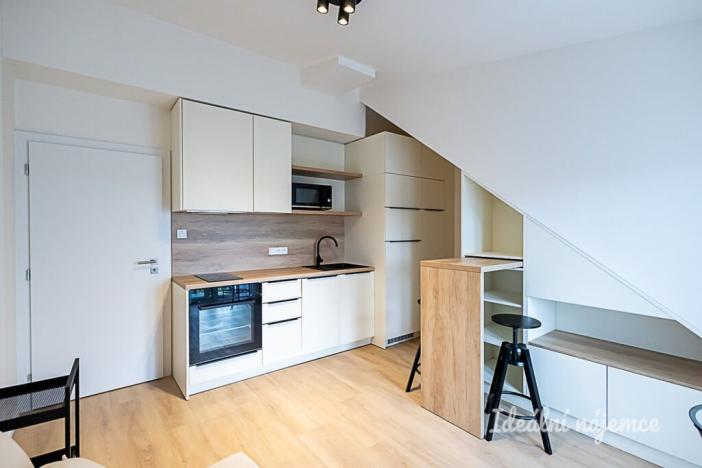 Pronájem bytu 1+kk, Praha - Záběhlice, Za návsí, 29 m2