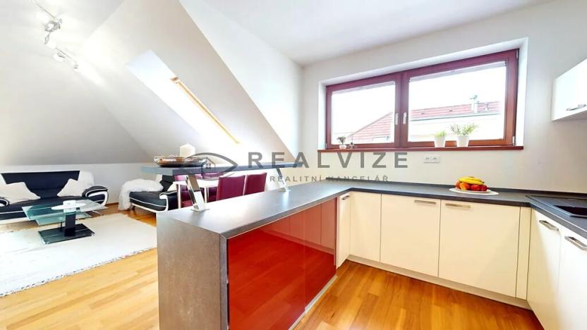 Prodej bytu 3+kk, Hluboká nad Vltavou, Masarykova, 83 m2