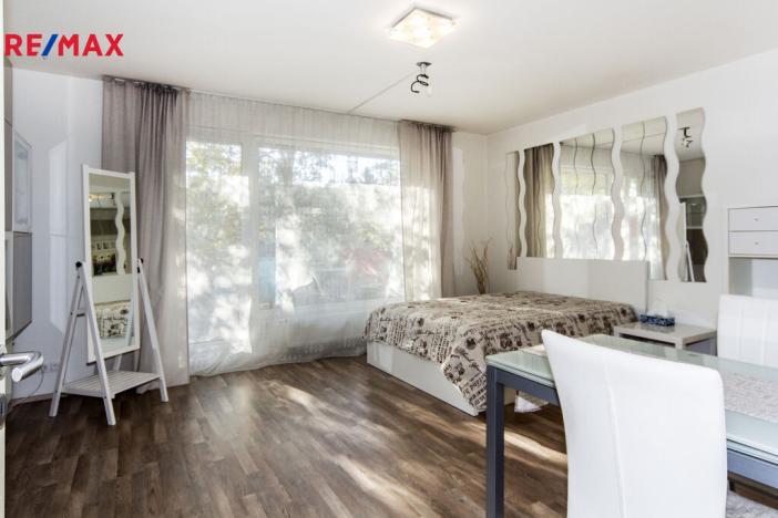 Pronájem bytu 1+kk, Praha - Letňany, Letovská, 34 m2