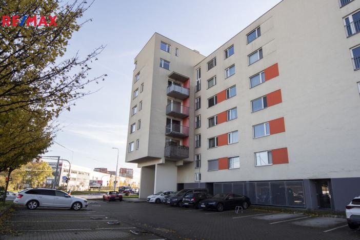 Pronájem bytu 1+kk, Praha - Letňany, Letovská, 34 m2