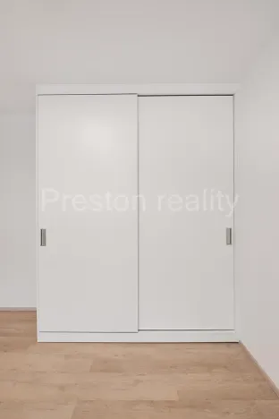 Pronájem bytu 2+kk, Praha - Vršovice, Arménská, 51 m2