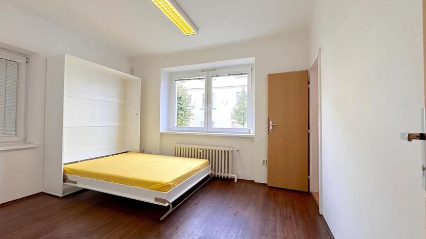 Pronájem bytu 1+kk, Brno, Vaškova, 25 m2