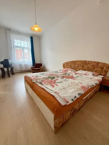 Pronájem bytu 2+1, Praha - Vinohrady, Belgická, 75 m2