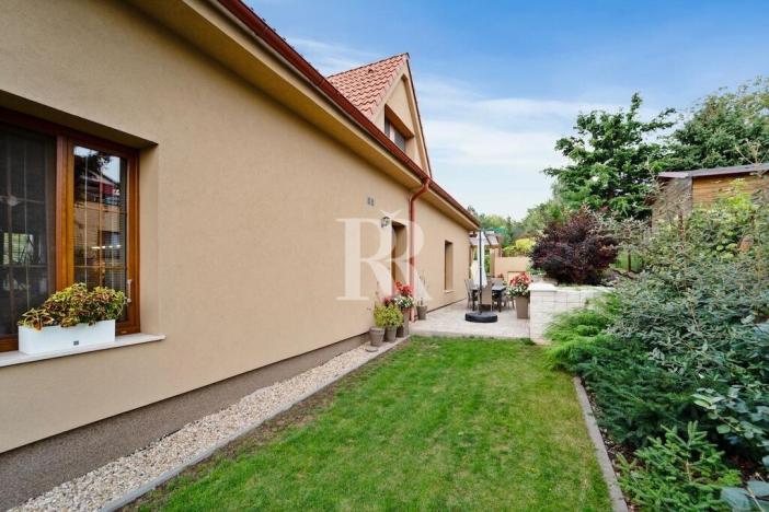 Prodej rodinného domu, Libčany, 280 m2