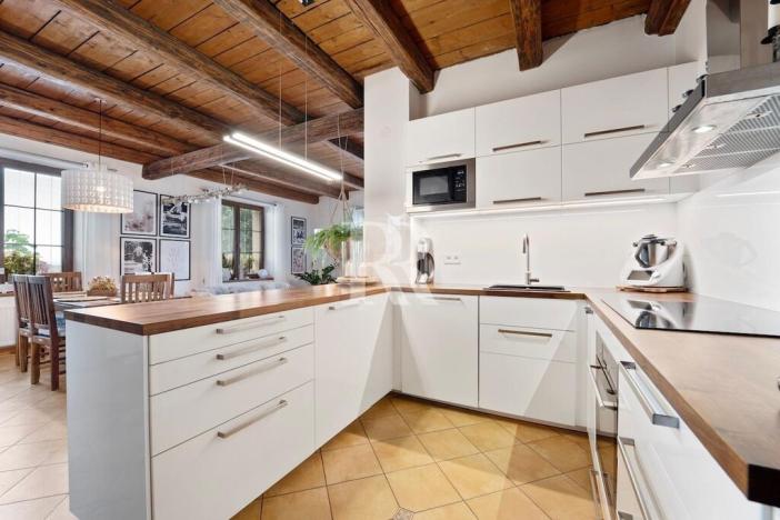 Prodej rodinného domu, Libčany, 280 m2