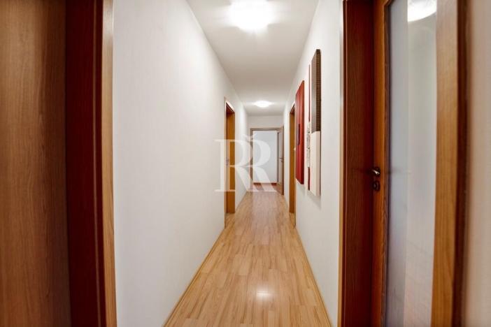 Prodej rodinného domu, Libčany, 280 m2