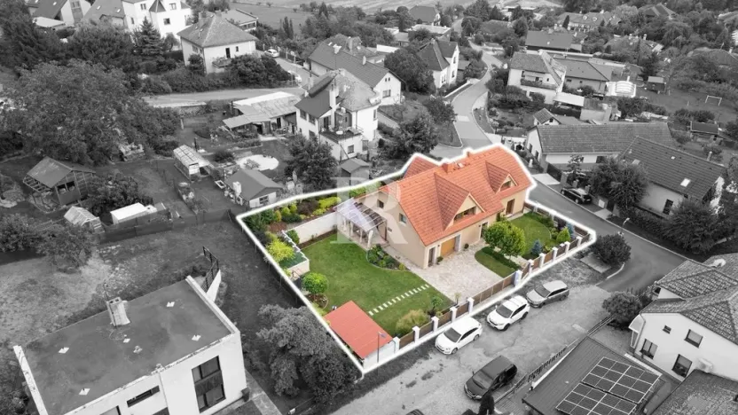 Prodej rodinného domu, Libčany, 280 m2