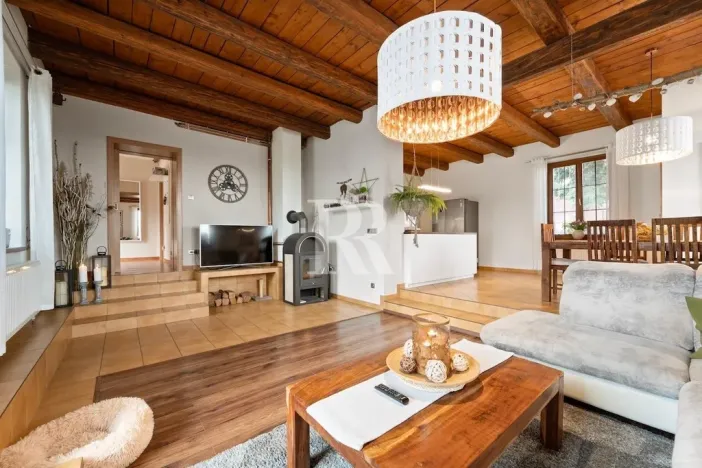 Prodej rodinného domu, Libčany, 280 m2