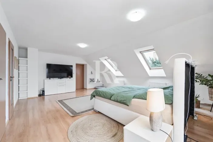 Prodej rodinného domu, Libčany, 280 m2