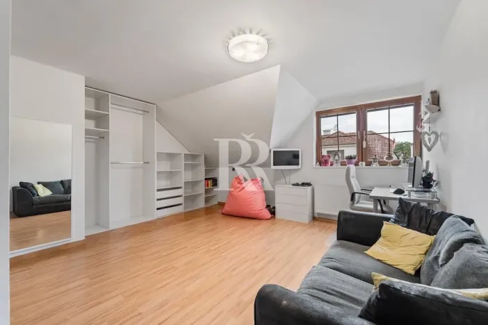 Prodej rodinného domu, Libčany, 280 m2