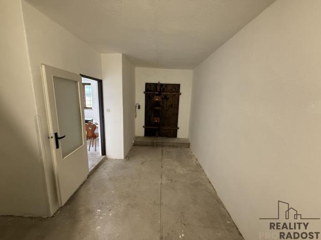 Prodej vinného sklepa, Hrušky, 35 m2