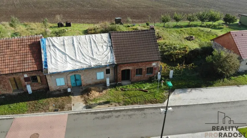 Prodej vinného sklepa, Hrušky, 35 m2