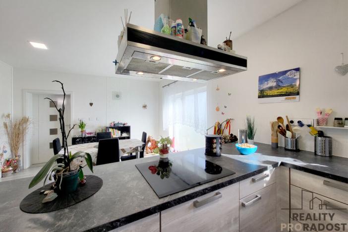 Prodej rodinného domu, Hrádek, 165 m2