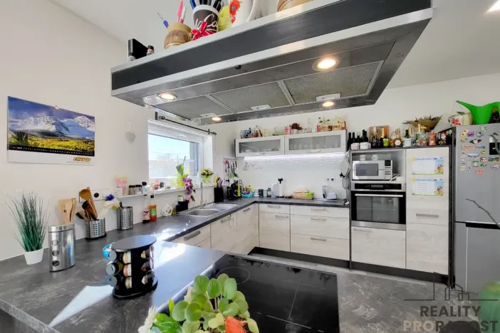 Prodej rodinného domu, Hrádek, 165 m2