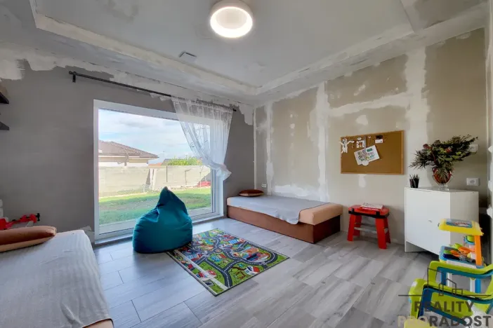 Prodej rodinného domu, Hrádek, 165 m2