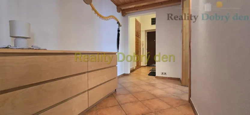 Prodej bytu 2+1, Opava, Zacpalova, 71 m2