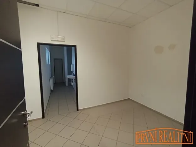 Pronájem obchodního prostoru, Uherský Brod, Bří Lužů, 72 m2