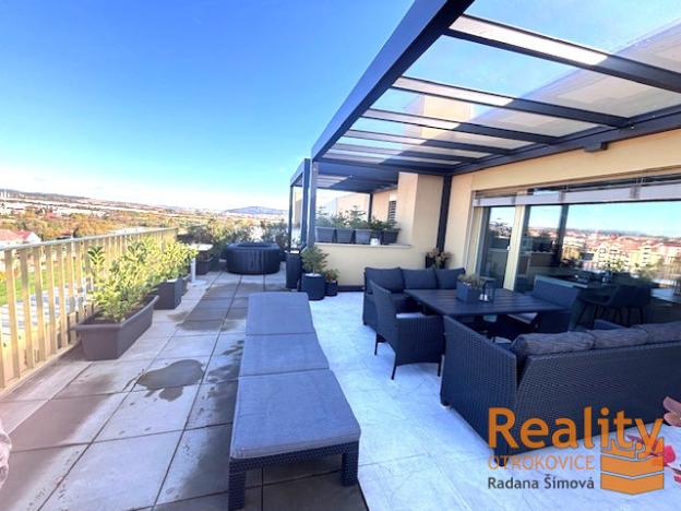 Prodej bytu 2+kk, Otrokovice, Příčná, 68 m2