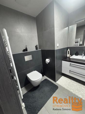 Prodej bytu 2+kk, Otrokovice, Příčná, 68 m2