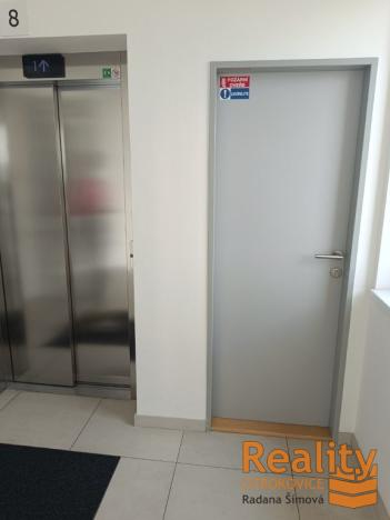 Prodej bytu 2+kk, Otrokovice, Příčná, 68 m2