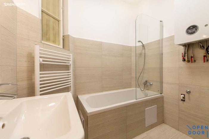 Pronájem bytu 2+1, Praha - Vinohrady, U Havlíčkových sadů, 90 m2