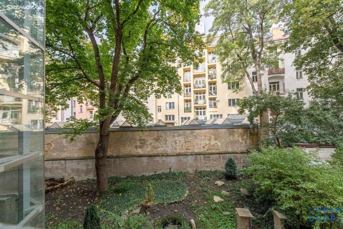 Pronájem bytu 2+1, Praha - Vinohrady, U Havlíčkových sadů, 90 m2