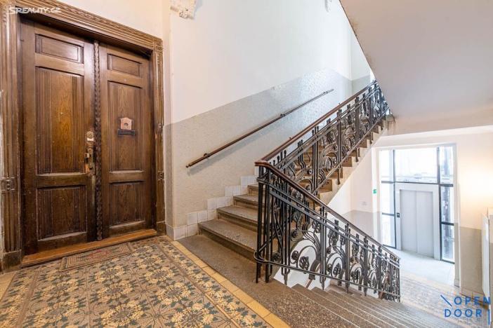 Pronájem bytu 2+1, Praha - Vinohrady, U Havlíčkových sadů, 90 m2