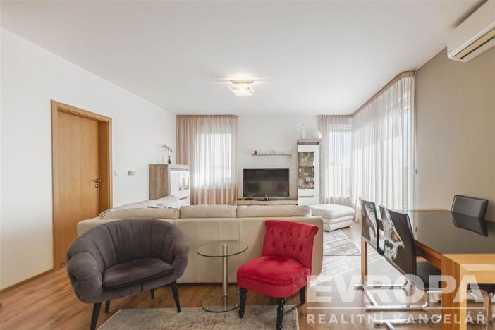 Prodej bytu 3+kk, Praha - Kobylisy, Ke Stírce, 77 m2