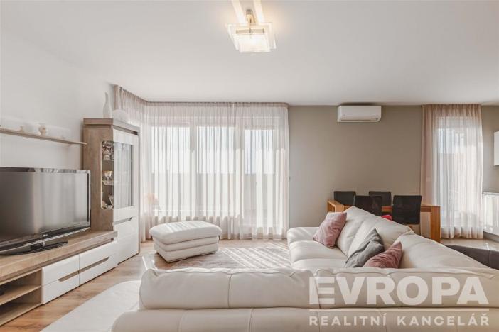 Prodej bytu 3+kk, Praha - Kobylisy, Ke Stírce, 77 m2