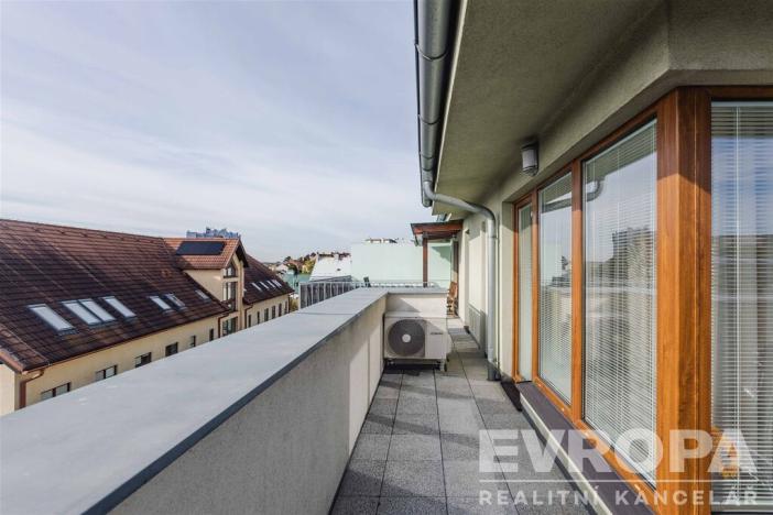 Prodej bytu 3+kk, Praha - Kobylisy, Ke Stírce, 77 m2