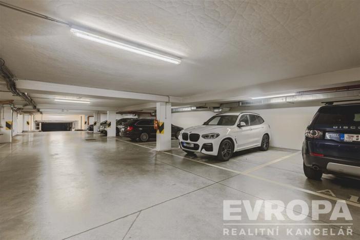 Prodej bytu 3+kk, Praha - Kobylisy, Ke Stírce, 77 m2