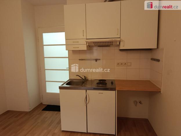 Pronájem bytu 1+kk, Praha - Strašnice, V předpolí, 25 m2